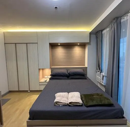 Spacious 2-bedroom Corner Unit Across Shangri-la Manila